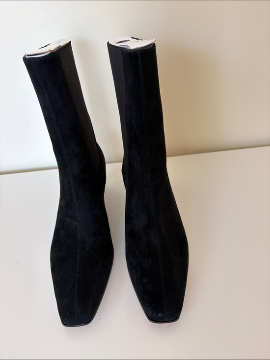 Steve Madden Shoes - Steve Madden “Inferno” Suede Ankle Boots